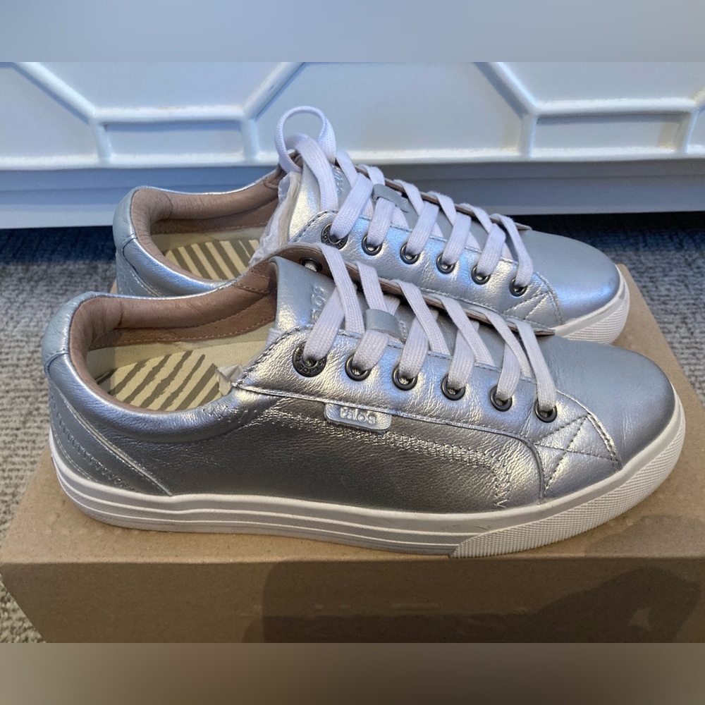 Taos Metallic Sneakers - Like New